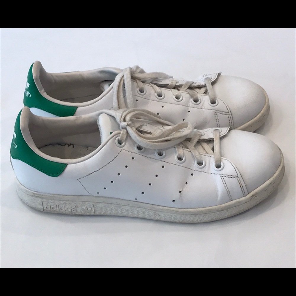 adidas STAN SMITH Size 6 (women’s size 7.5)